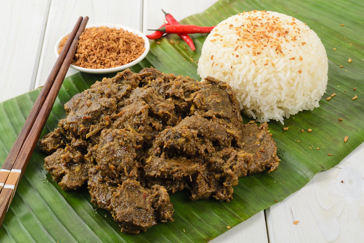 Rendang, plat indonésien